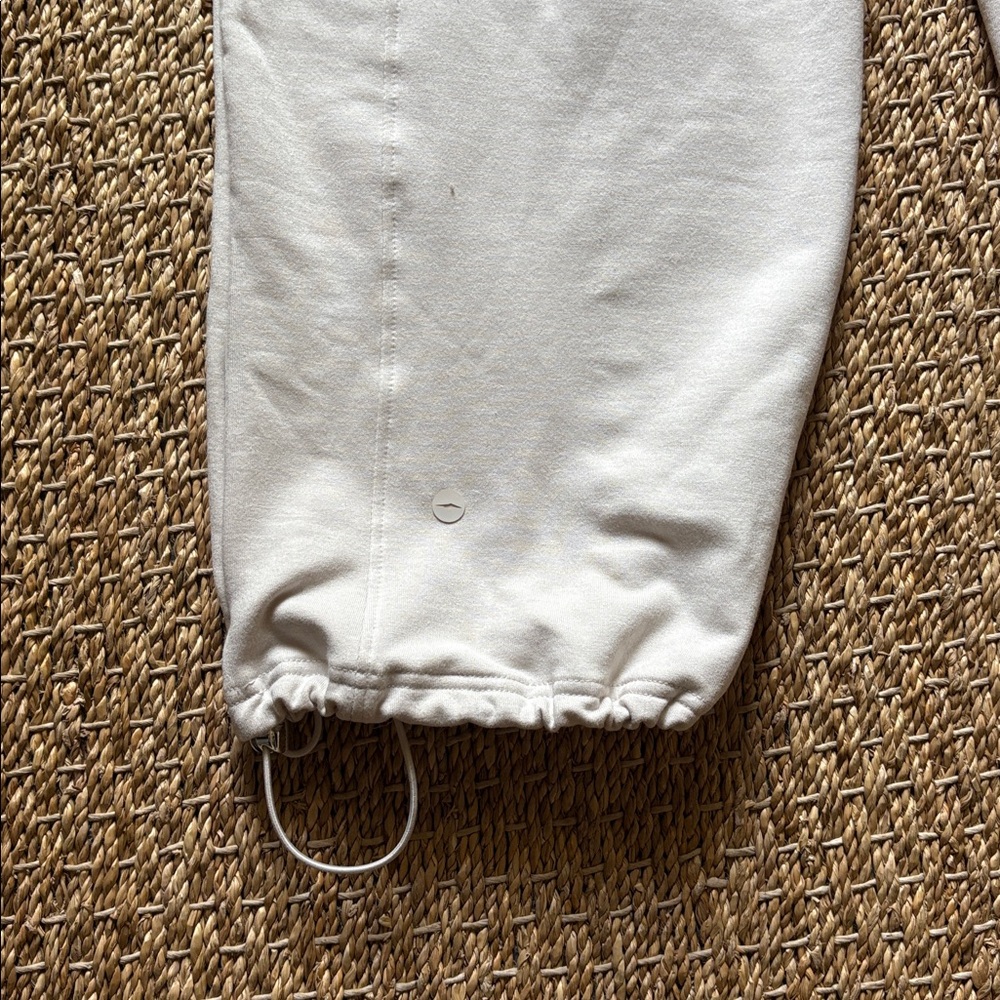 Women's Cream Athleisure Pants Size 4 - Picture 4 of 5
